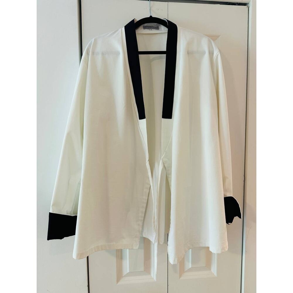 Minimalist White Kimono Jacket Black Trim, Open Front Blazer, Korean Designer St